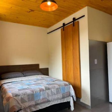 Alpininha Kitnet Apartment Bocaina de Minas Exterior photo