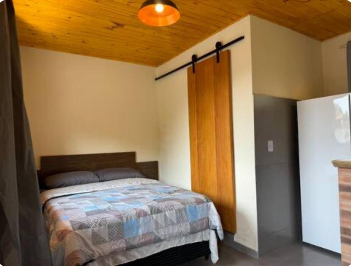 Alpininha Kitnet Apartment Bocaina de Minas Exterior photo